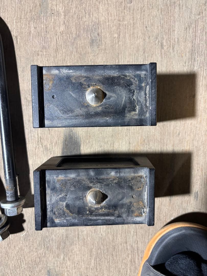 ハイエース　玄武　3インチダウンブロックUボルトセット　GENB -75ミリ