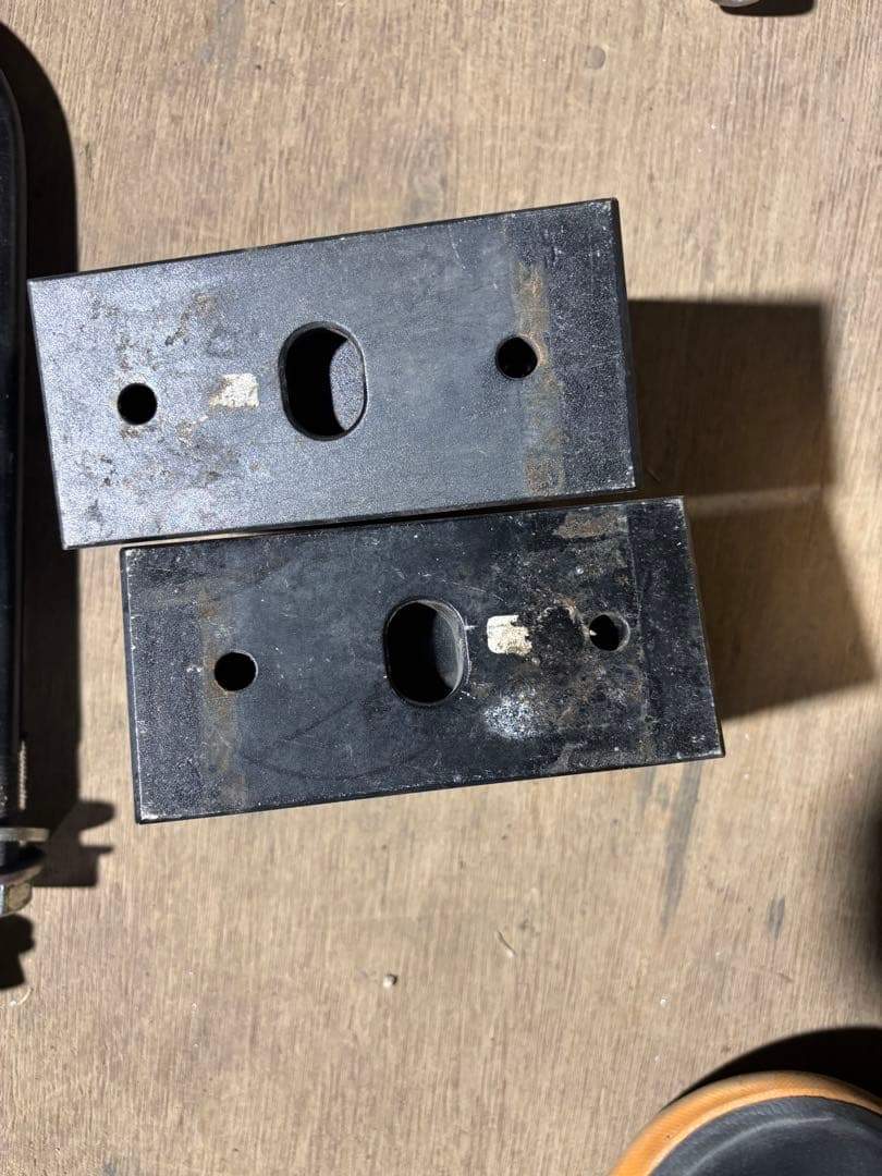 ハイエース　玄武　3インチダウンブロックUボルトセット　GENB -75ミリ