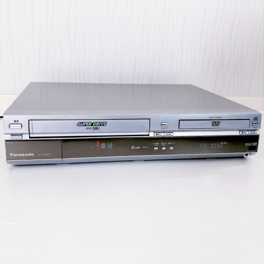 【完動美品】パナソニック VHS DVD 一体型 ビデオデッキ NV-VHD1