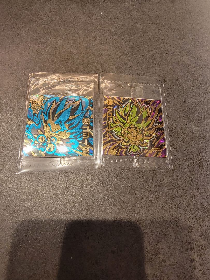 y*u様 超戦士シールウエハース，5000枚限定ブロリー，ゴジータセット