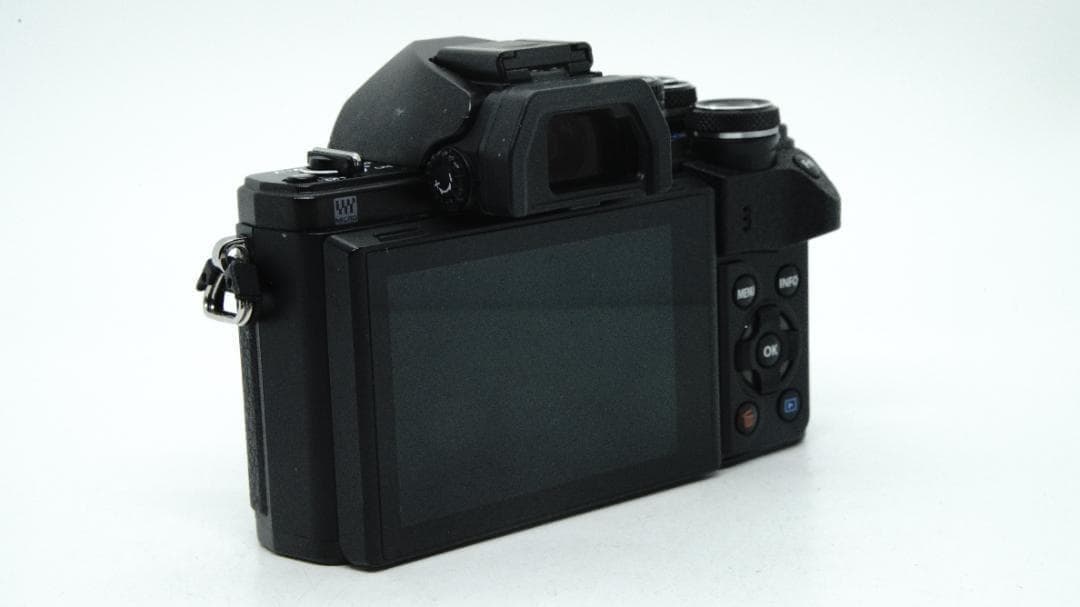 【X2046】 OLYMPUS OM-D E-M10Ⅱオリンパス