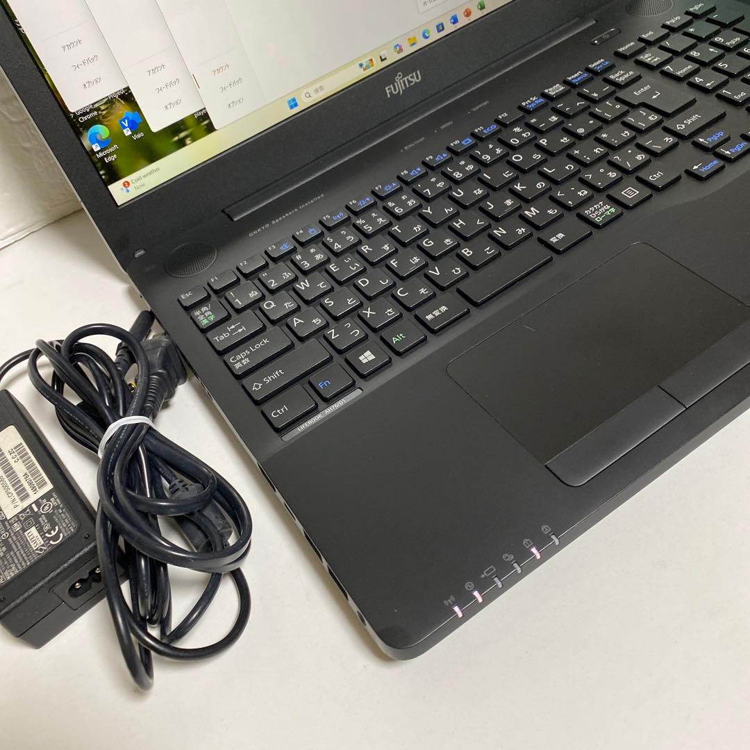 Windows11 オフィス付きRYZEN7 SSD256GB 富士通ノートPC