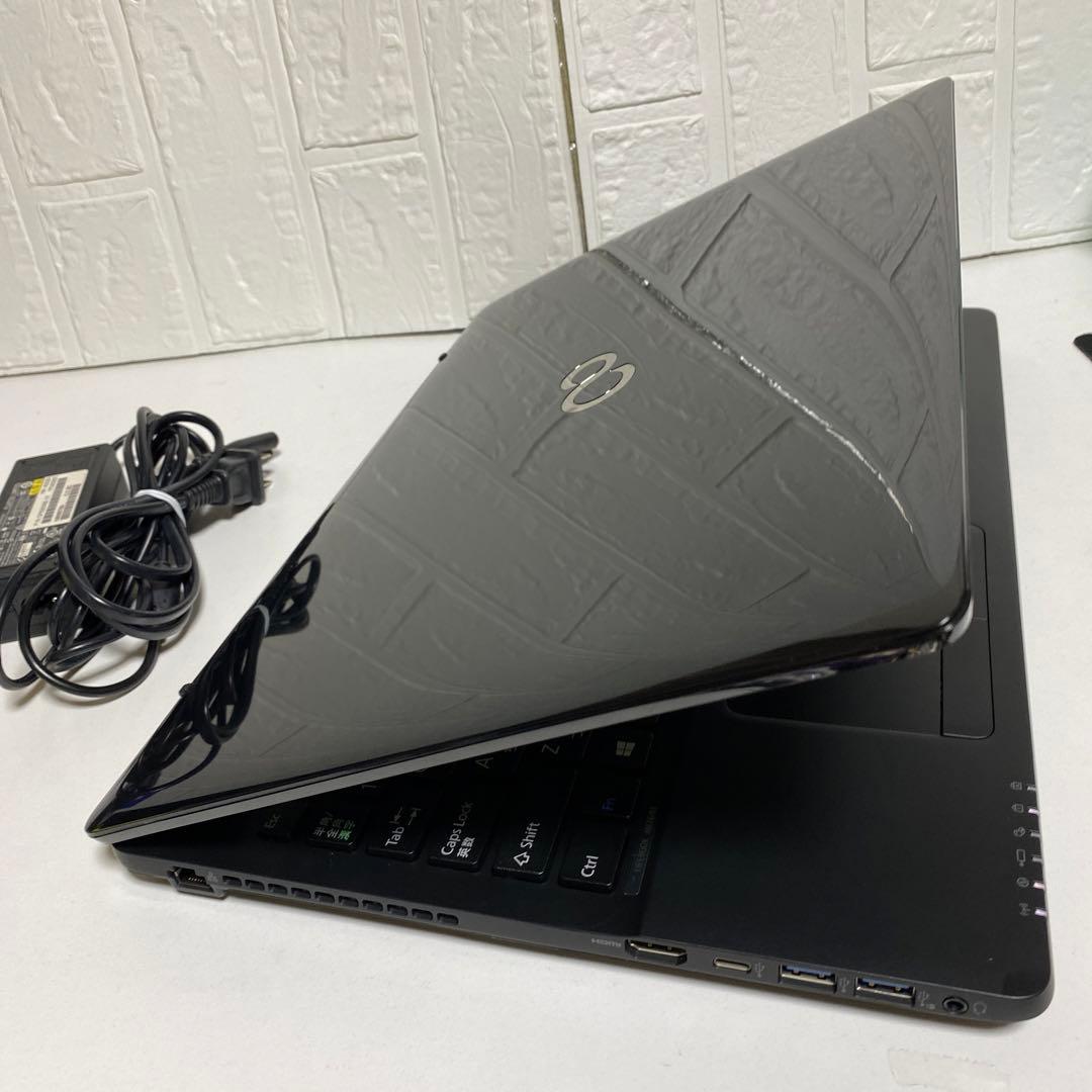 Windows11 オフィス付きRYZEN7 SSD256GB 富士通ノートPC