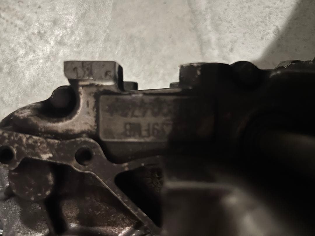 カブ系横型中華エンジン　ゾンシェン？製