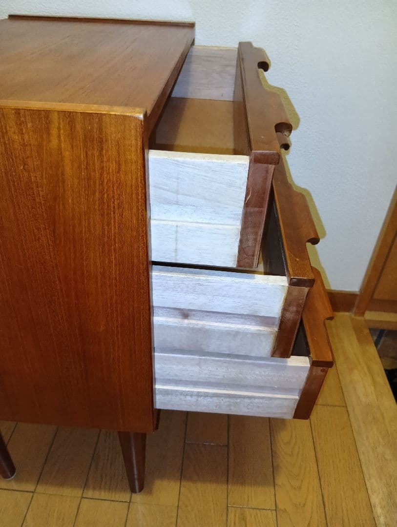 北欧ヴィンテージ　チェスト　3段　北欧ヴィンテージ家具　8/8〜8/11発送不可