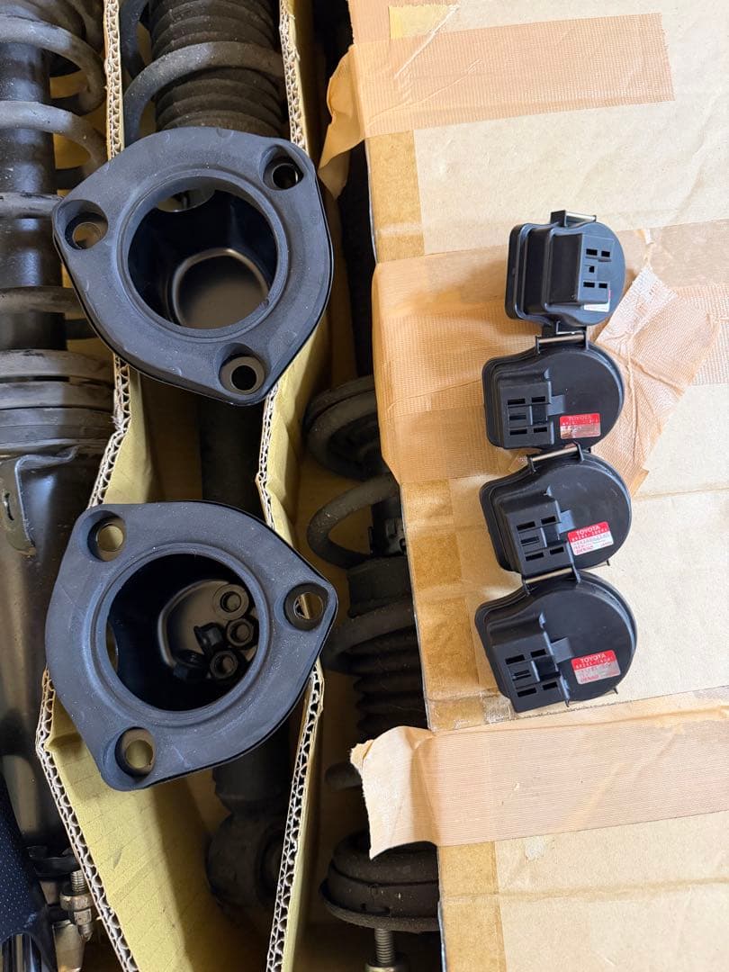 210系クラウン純正サス