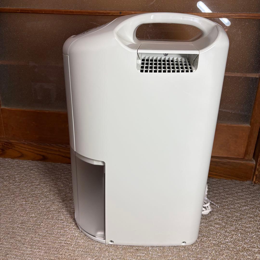 新品・未使用 コロナ 衣類乾燥 除湿機 CD-P6321-W 2021年製