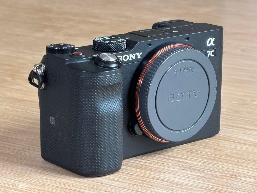 SONY α7C フルサイズミラーレス一眼 （予備バッテリー付）
