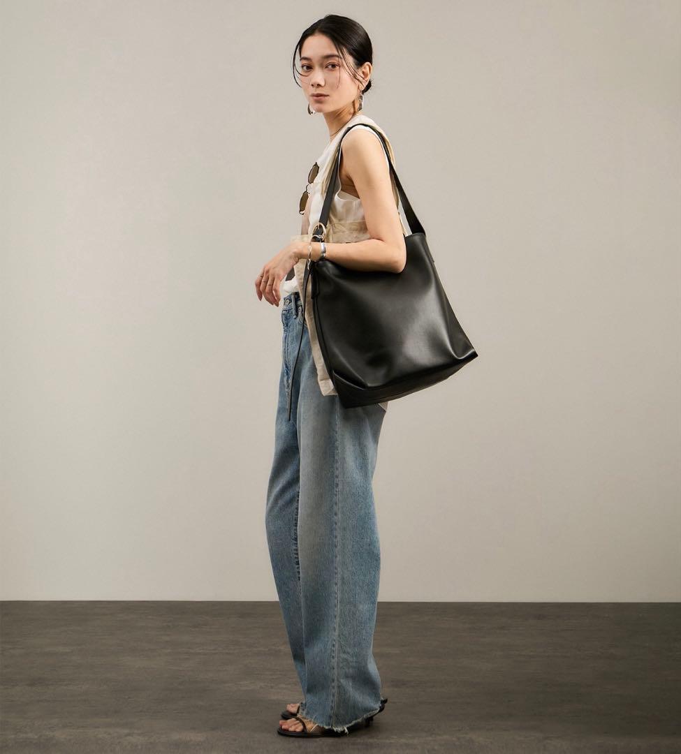 サロンアダムエロペ　スプリットレザーバケットバッグ 【A4対応】