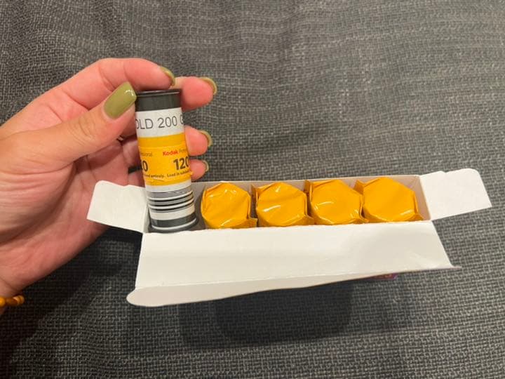 フィルムカメラ kodak gold 200