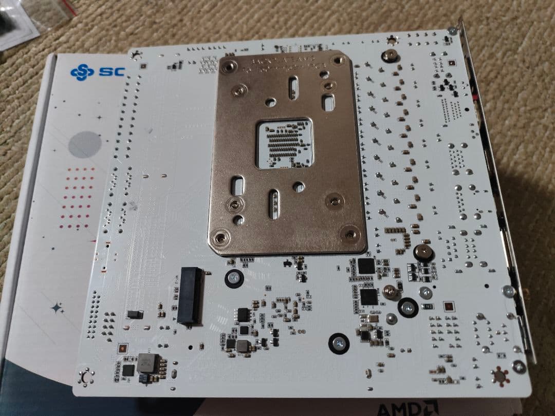 AM5 SOYO ETERNAL B650 ITX白マザーボード