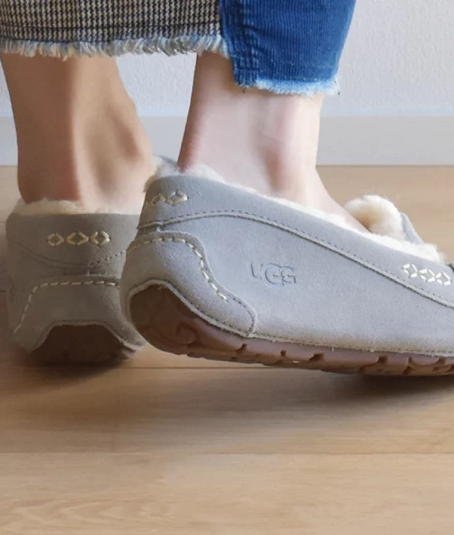 アグ アンスレー UGG モカシン ライトグレー　24cm