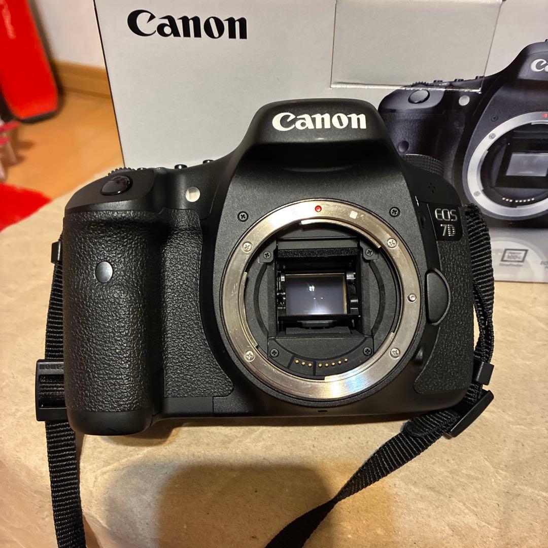 canon eos 7d レンズ バッテリーグリップ bg-e7