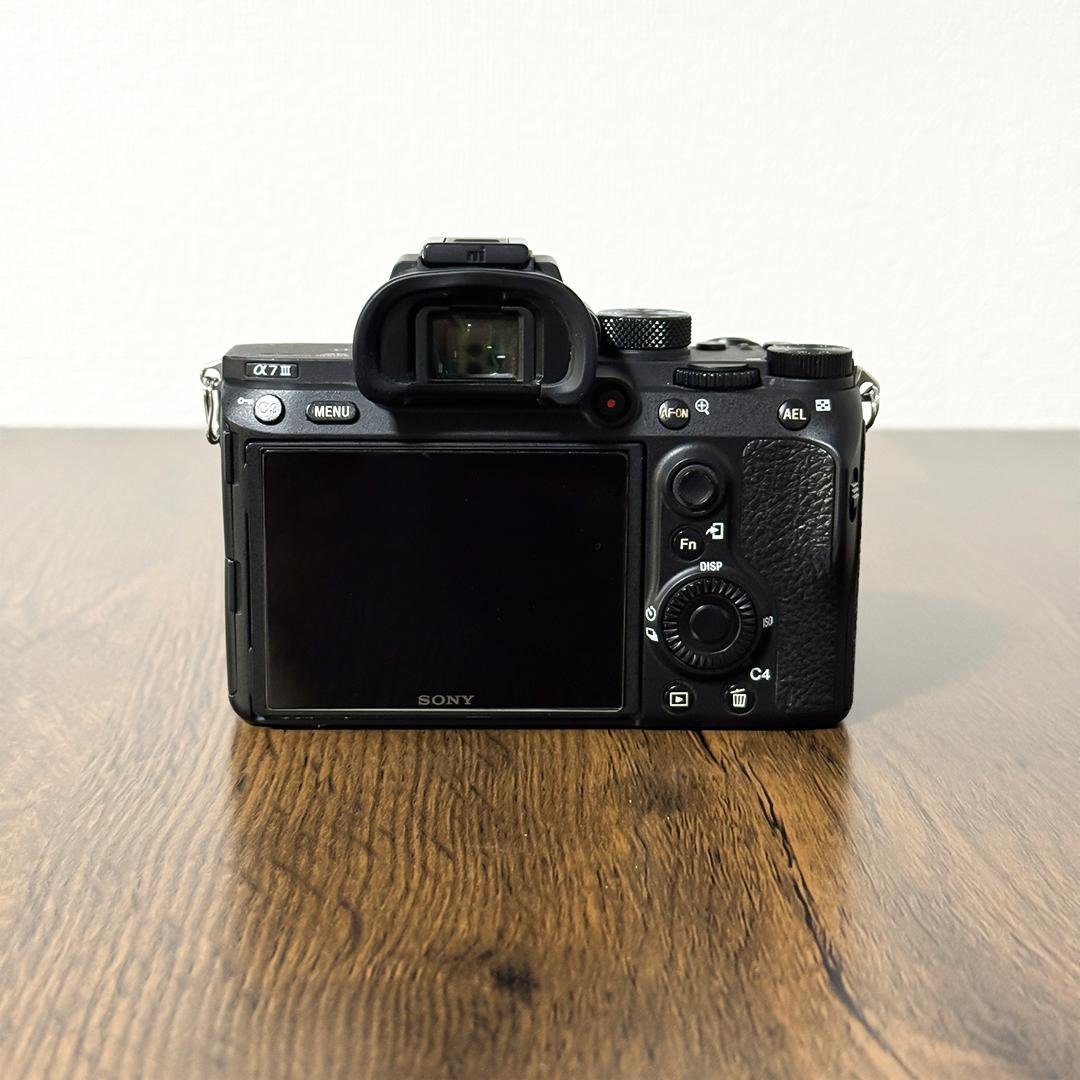 SONY α7III ボディ 元箱・説明書付き 動作良好