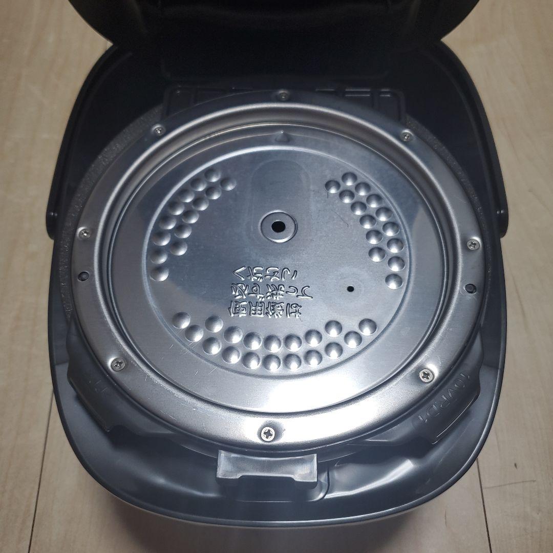 23年 TOSHIBA 炊飯器 RC-10VRV 炎匠炊き 真空IH 5.5合