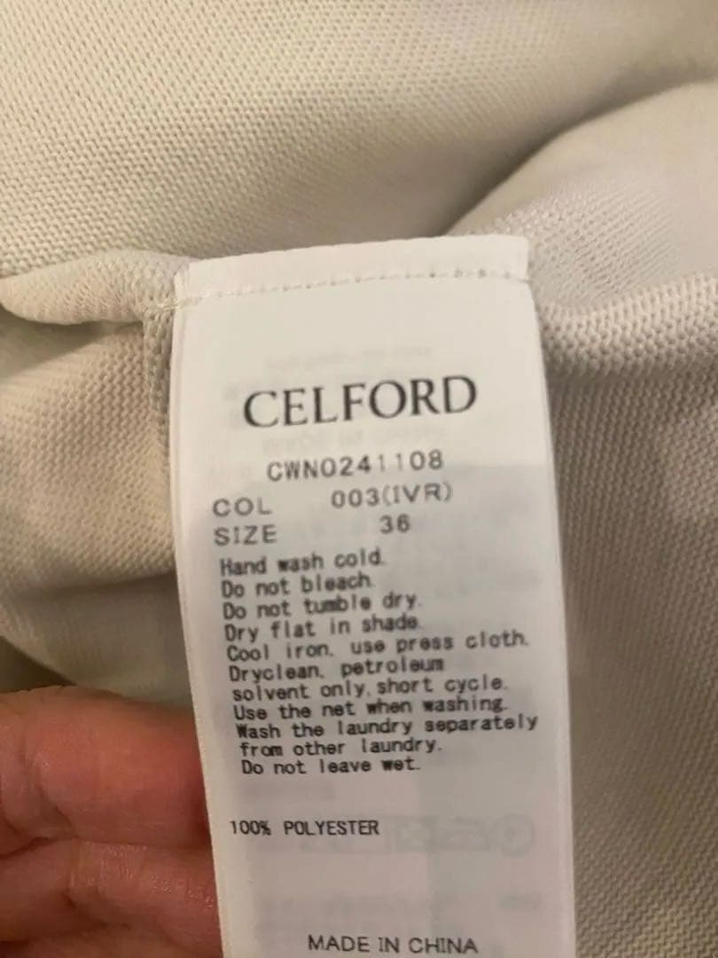 CELFORD アイボリー 長袖ひざ丈ワンピース36