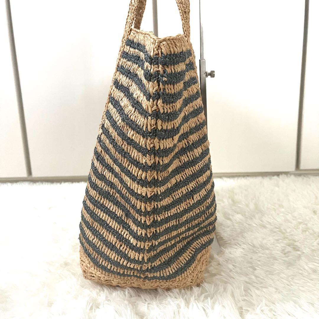 【美品】ヴァネッサブリューノ☆かごバッグ　ラフィア　大容量　ボーダー　天然素材