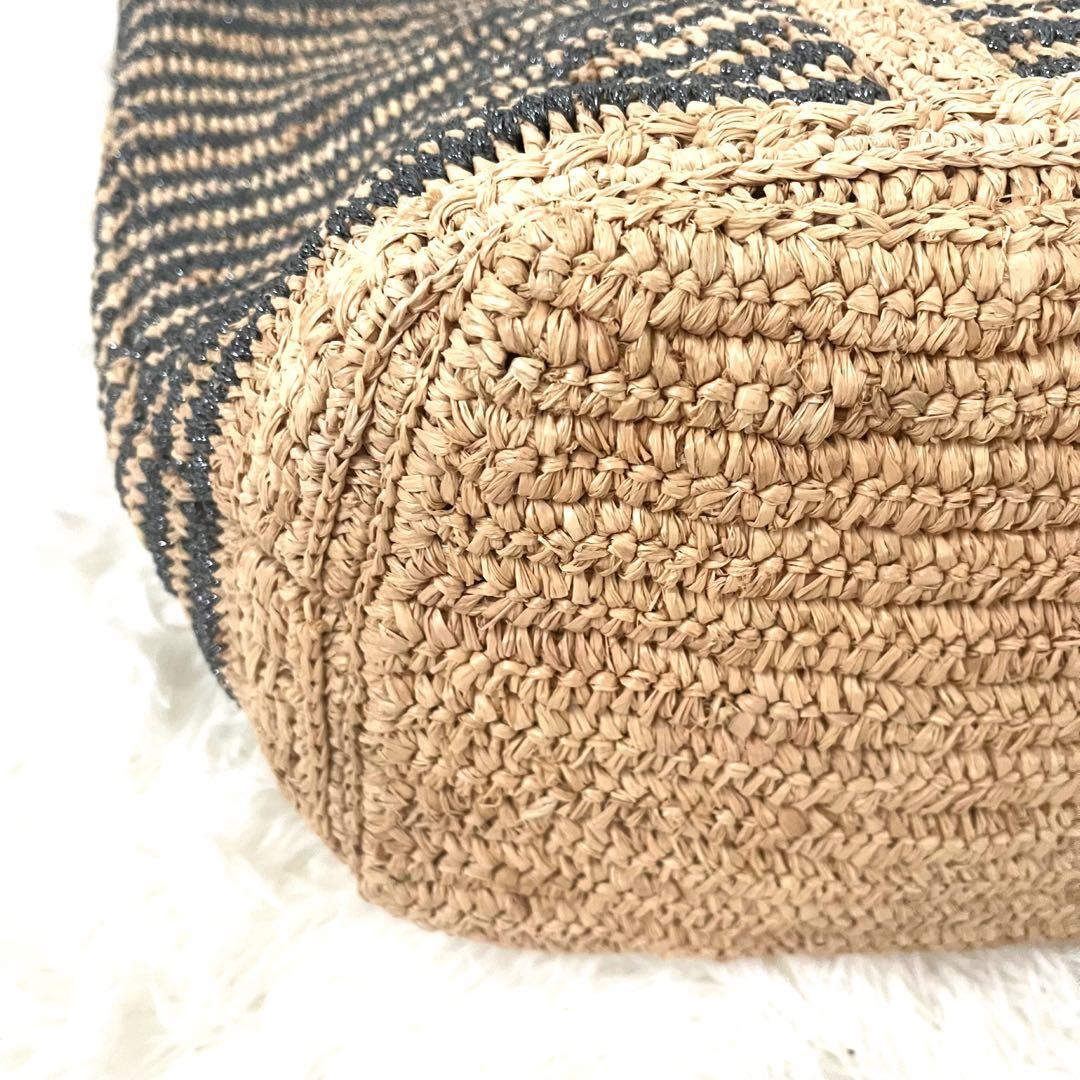 【美品】ヴァネッサブリューノ☆かごバッグ　ラフィア　大容量　ボーダー　天然素材