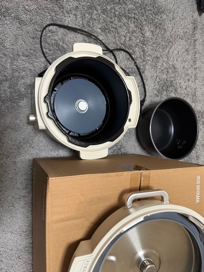 アイリスオーヤマ 電気圧力鍋　アイボリー PMPC-MB3-C