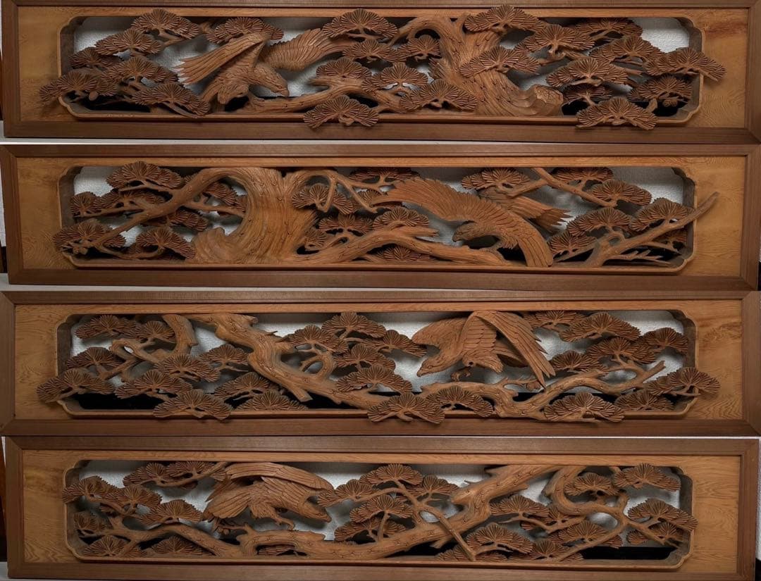 富山 欄間 彫刻 縁起物 松 鷹 松ぼっくり 重厚 堅牢 二枚一組 ※i4※