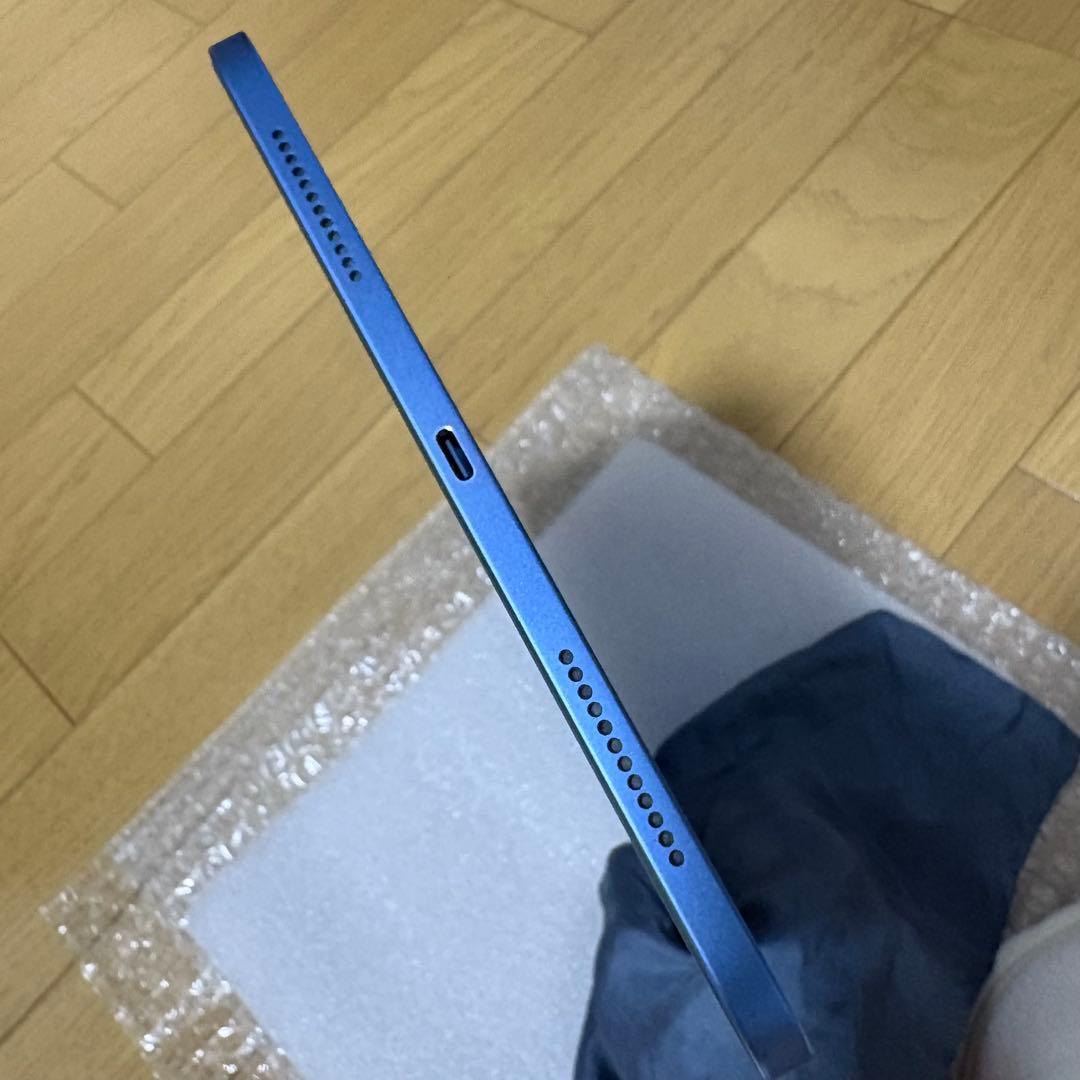 【付属品未使用】iPad 第10世代　64GBブルー