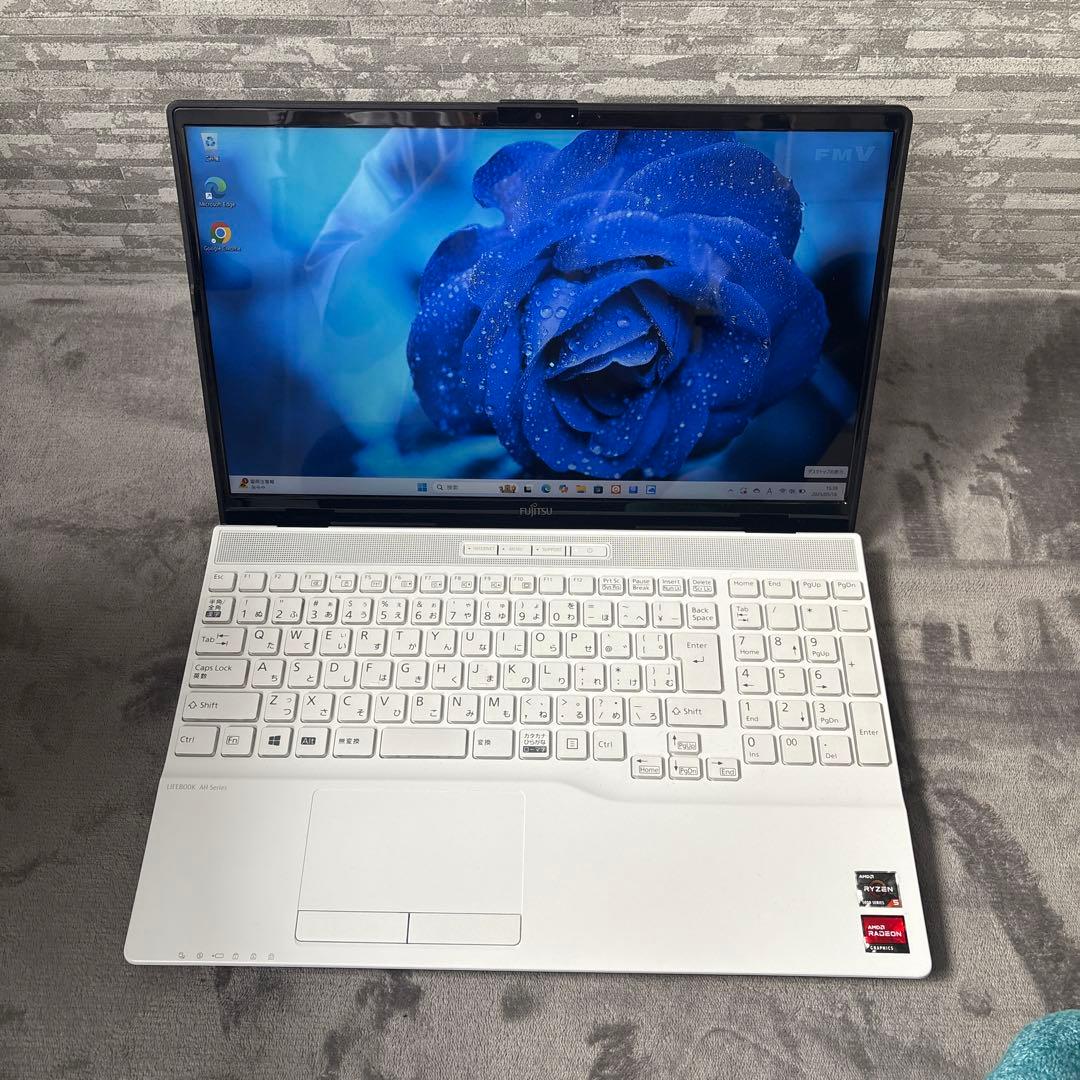 富士通 Lifebook FMVA480HW 2024 15.6インチ