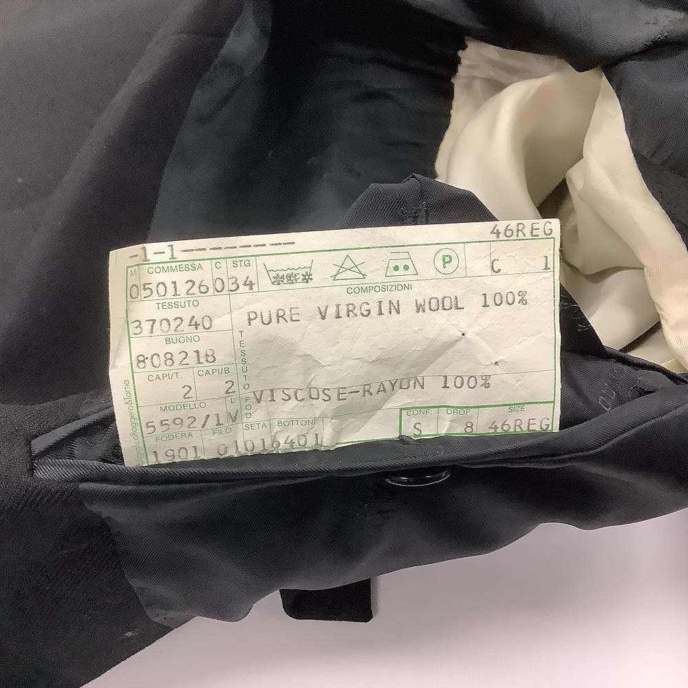 valentino garavani テーラードジャケット 2つボタン