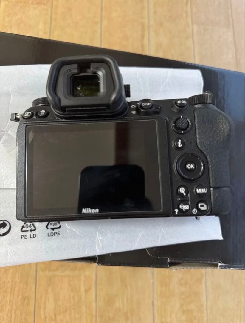 デジタルカメラ Nikon Z 6 II + 24-70mm f/4 S