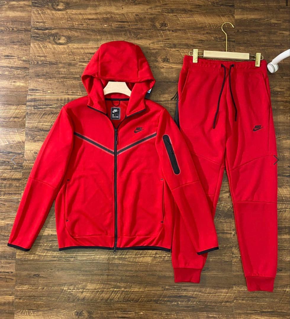 ナイキ テックフリース 旧型 赤 上下セット M 廃盤 レア