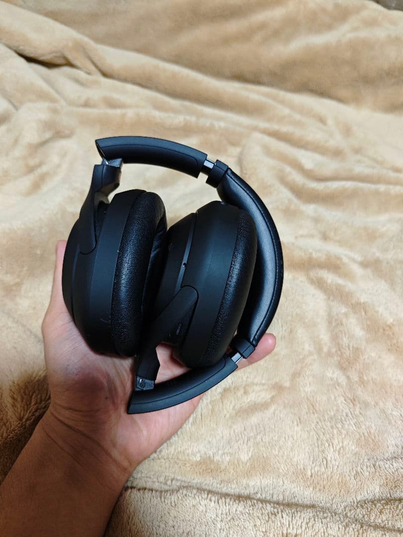 SONY WH-1000XM4 ワイヤレスヘッドホン（ブラック）