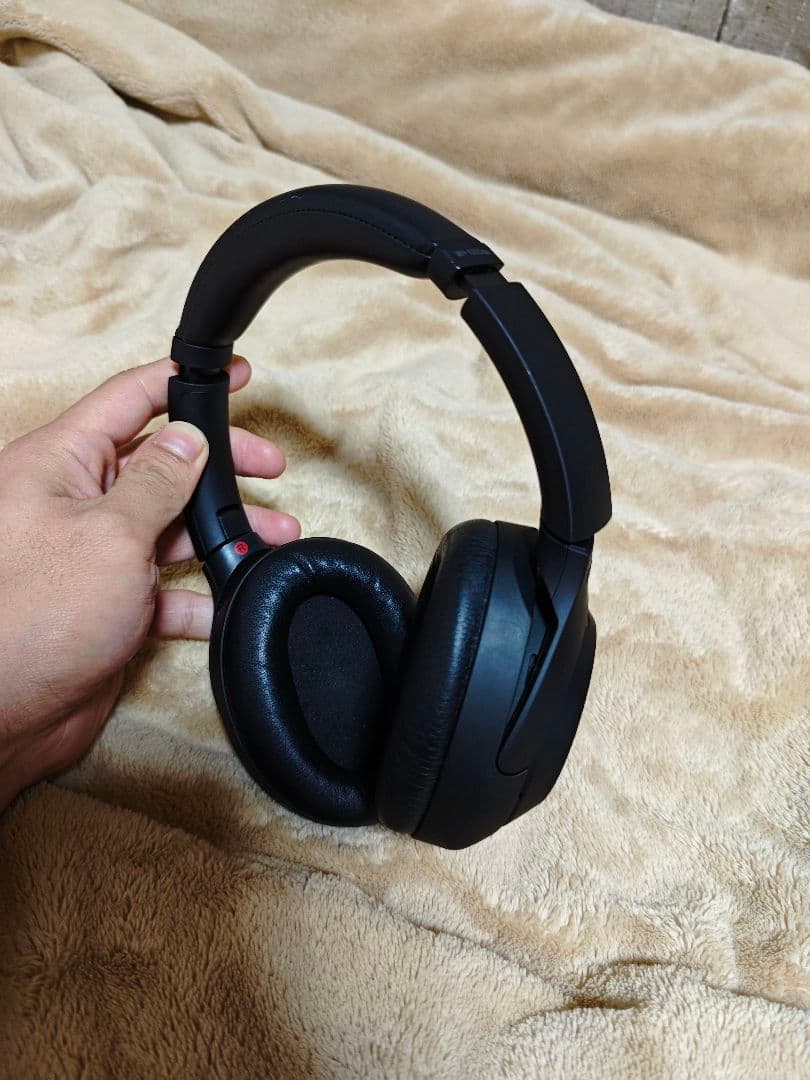 SONY WH-1000XM4 ワイヤレスヘッドホン（ブラック）