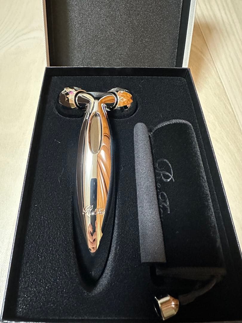 ★新品★ReFa リファ カラット フェイス 美顔ローラー