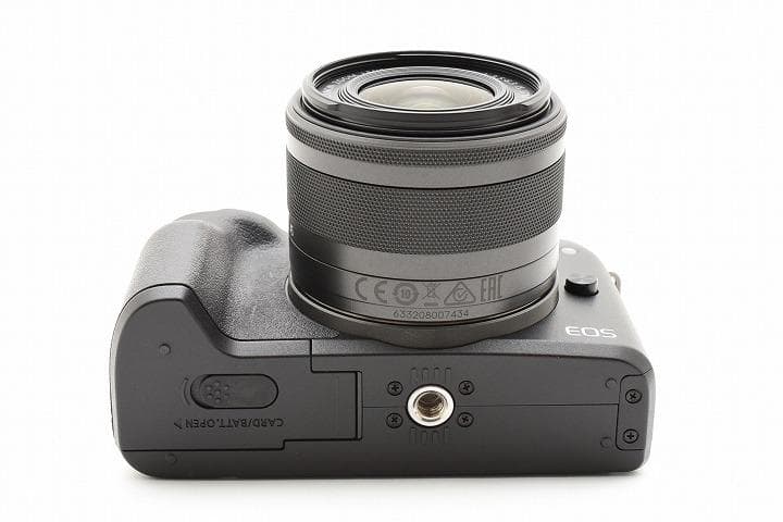 50215 新品級 Canon EOS Kiss M 15-45mm キヤノン