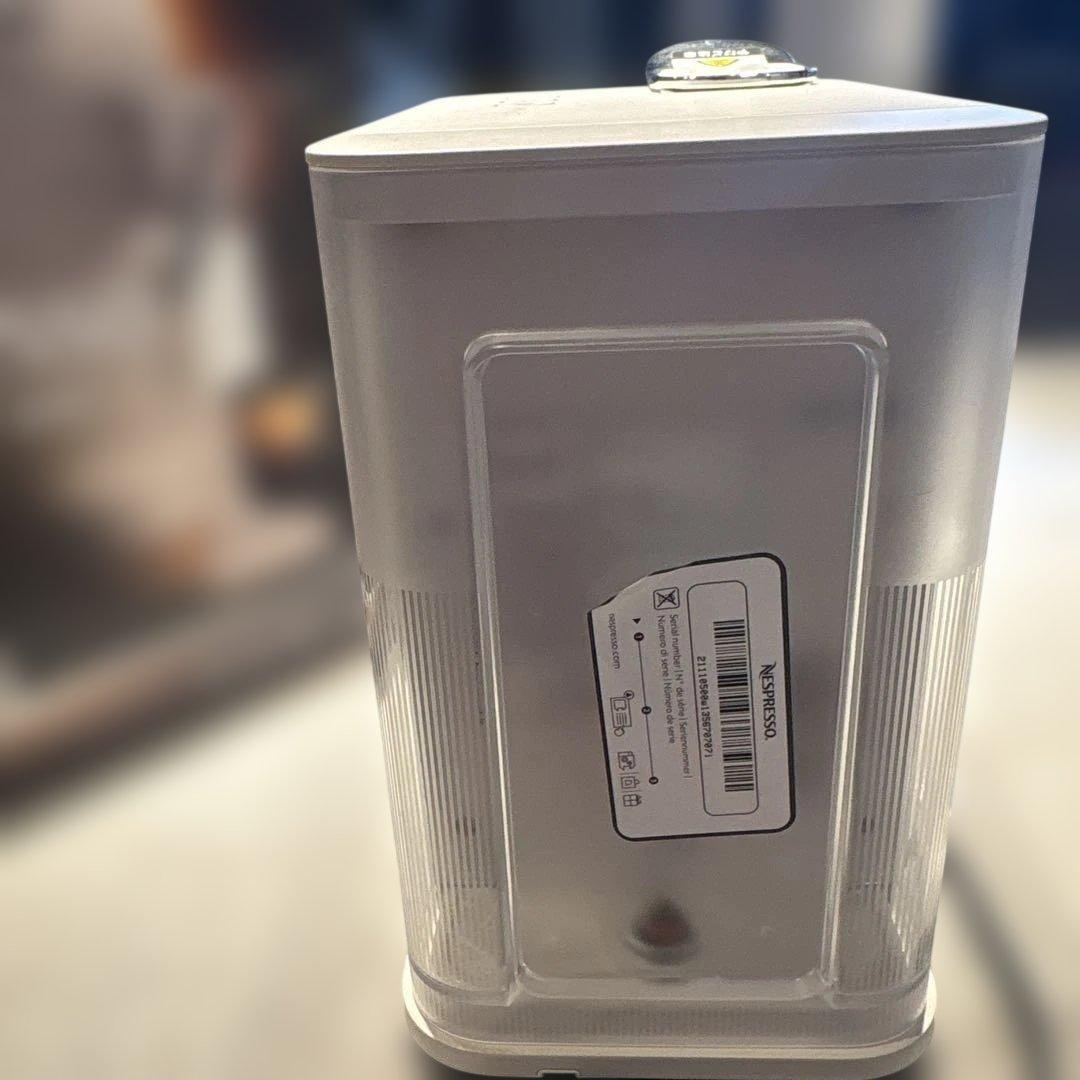 Nespresso Lattissima One ホワイト