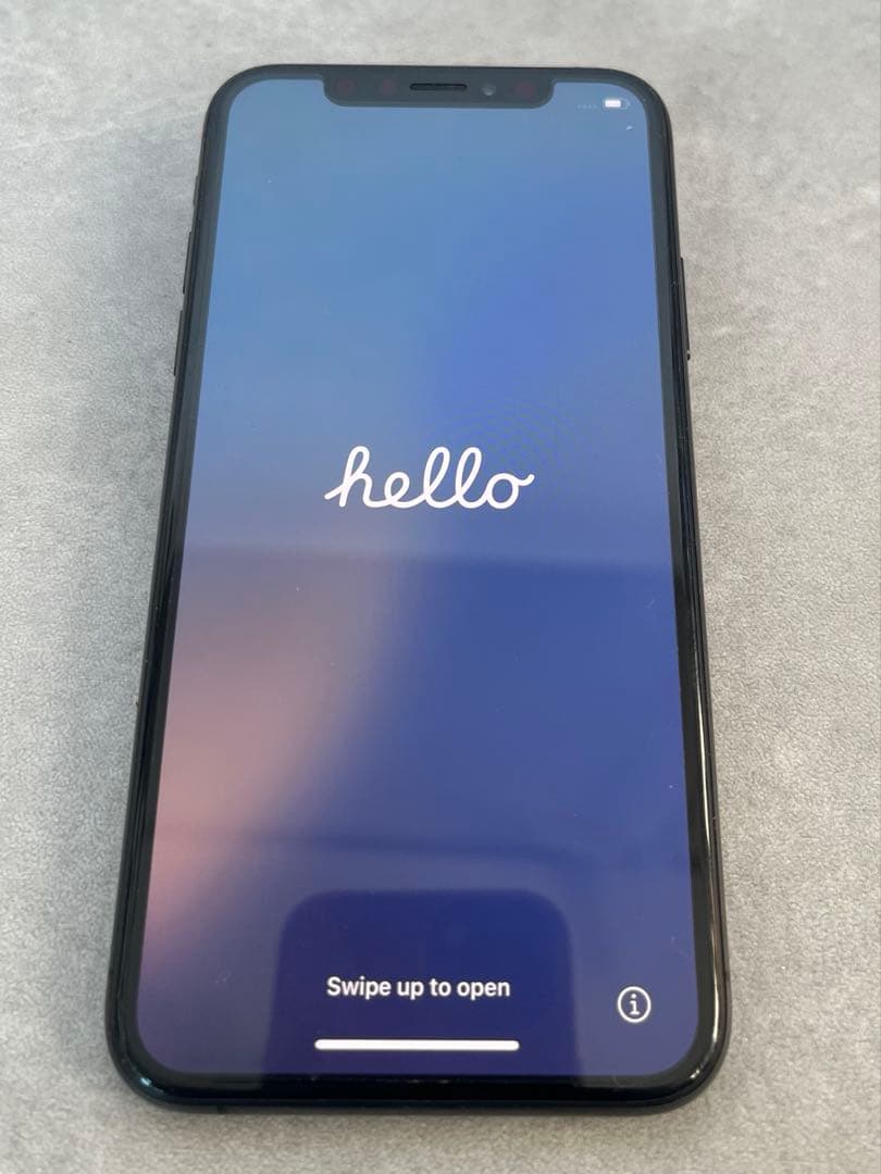 iPhone xsスペースグレイ　本体