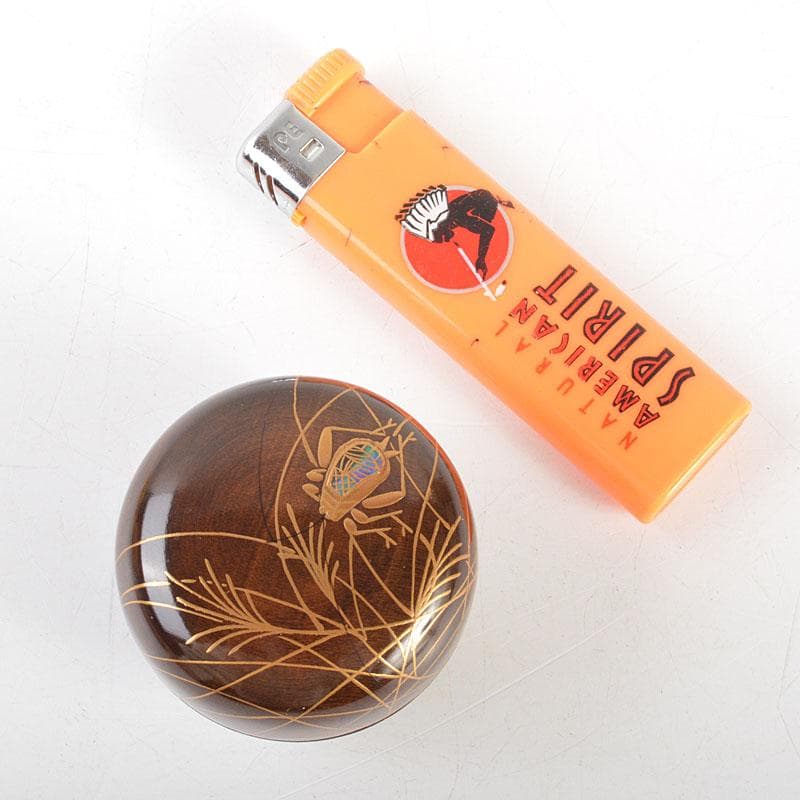 ゆきぴー　茶道具　中谷博峰作螺鈿装飾　鈴虫蒔絵ミッ脚香合共箱　V　6776