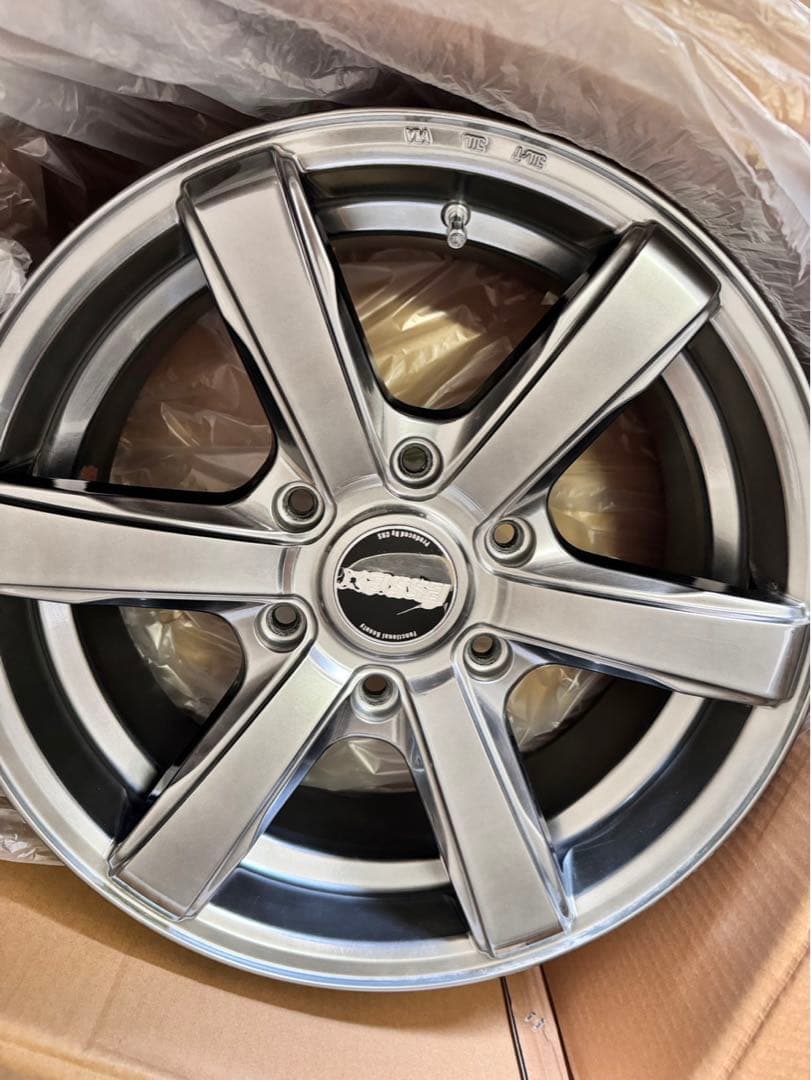 【11062】CRS ESSEX ハイエース ホイール 17インチ　4本