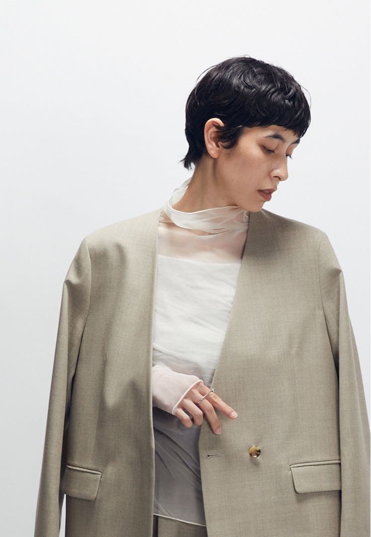 【新品タグ付き】1er arrondissement シアーハイネックカットソー