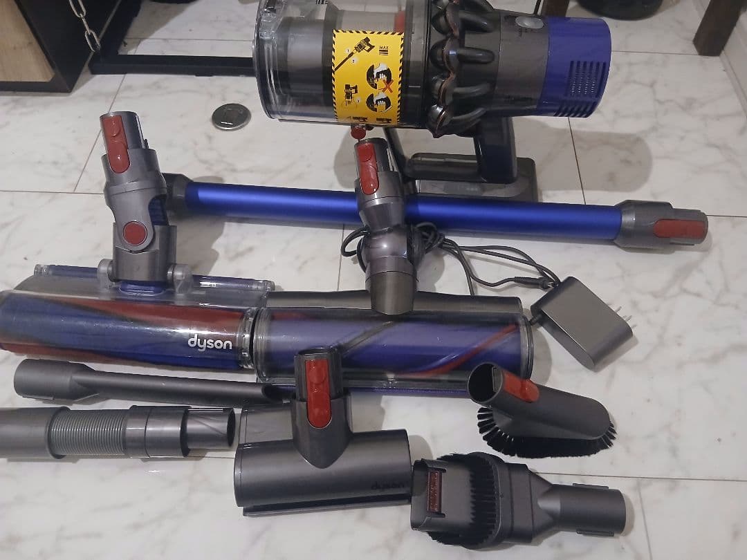 チ*か様 Dyson V10（SV12）ブルーパイプセット 動作良好品 付属品多