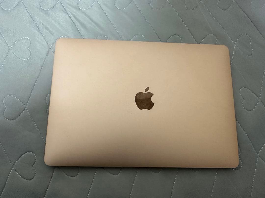 ゴールド MacBook 13インチ 本体