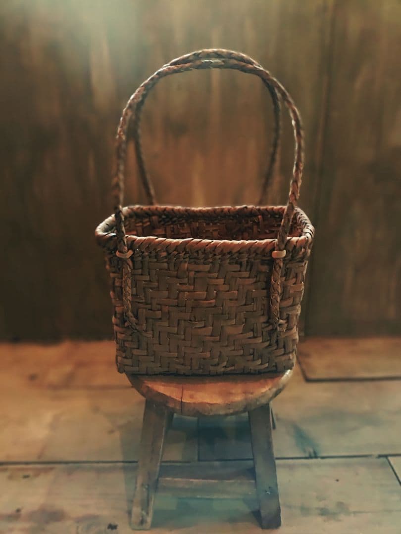 ohochanさま専用ページ。信州安曇野の山葡萄かごバック