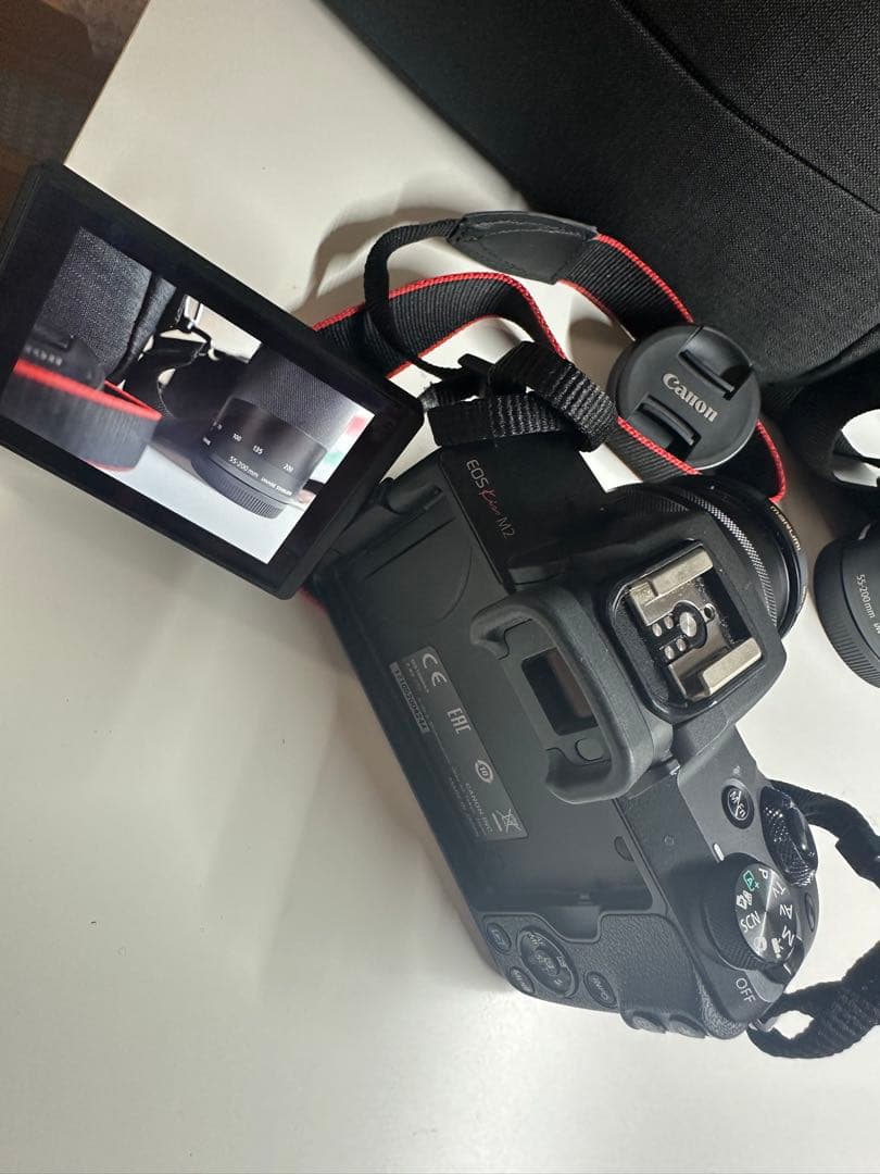 Canon EOS Kiss M2 ダブルレンズキット