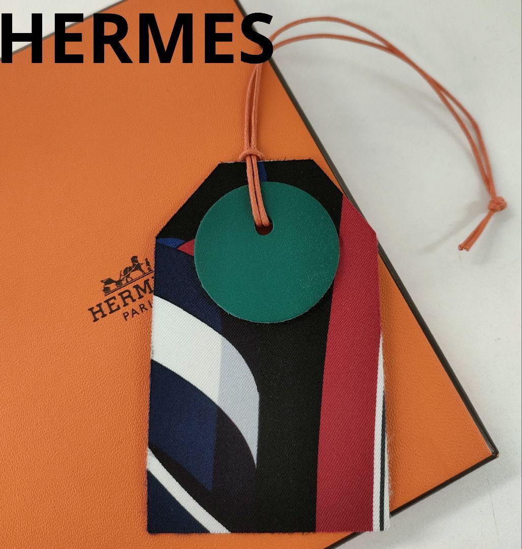 ANZ16 エルメス 美品 プティアッシュチャーム 箱付き