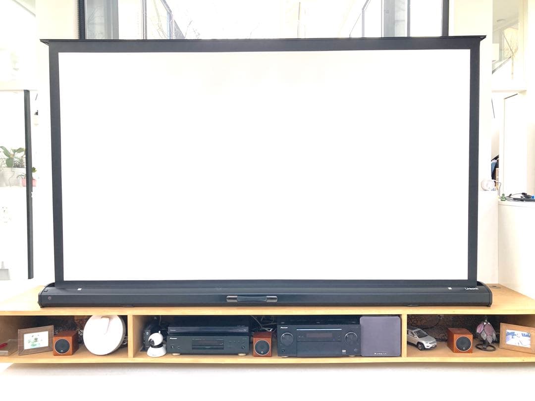 【引き取り限定】ユニソニック　立ち上げ式100インチ電動スクリーン