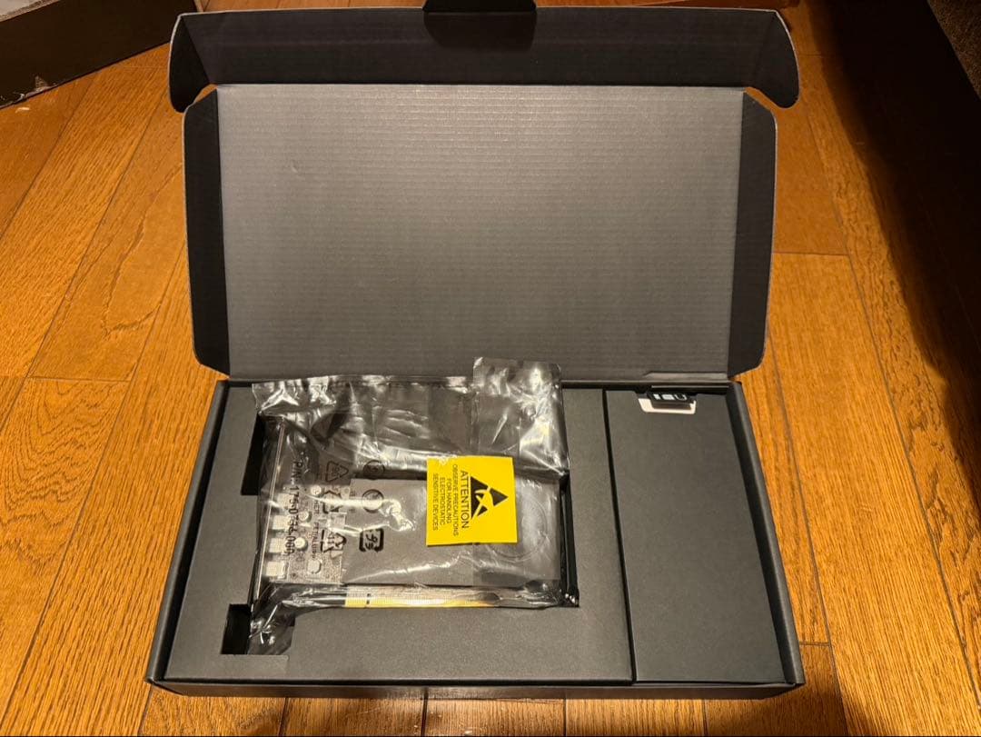 NVIDIA RTX A1000 グラフィックボード 本体