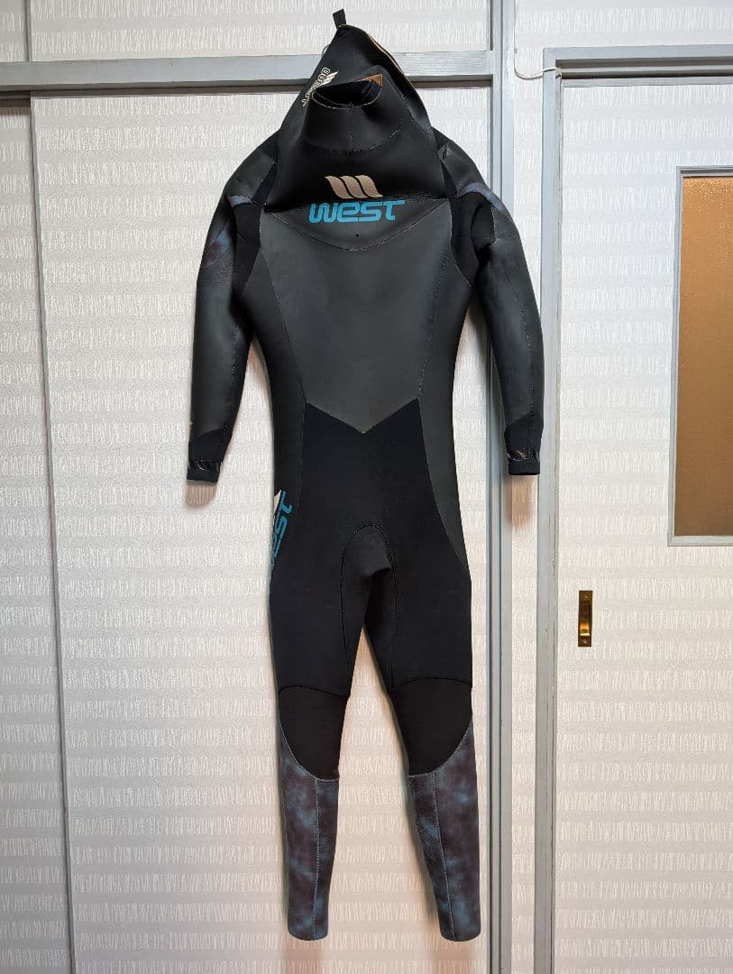 WEST セミドライウェットスーツ ブラック/ブルー　MLサイズ