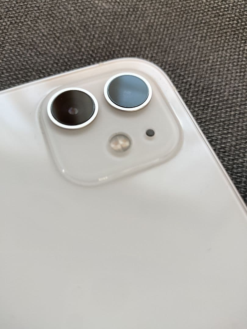 Apple iPhone 12 ホワイト 本体　12GB