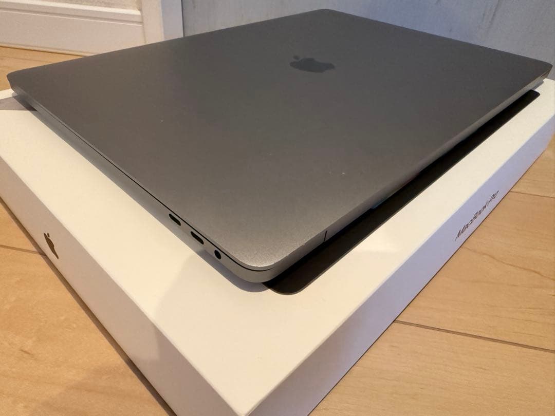 MacBookPro2019 16インチ corei7 16GB 1TB