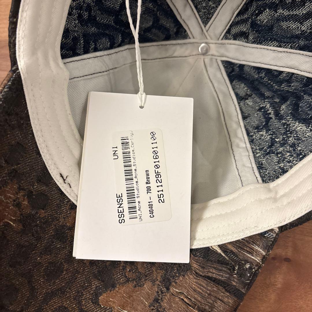 新品未使用品　acne studios ダメージモノグラムキャップ