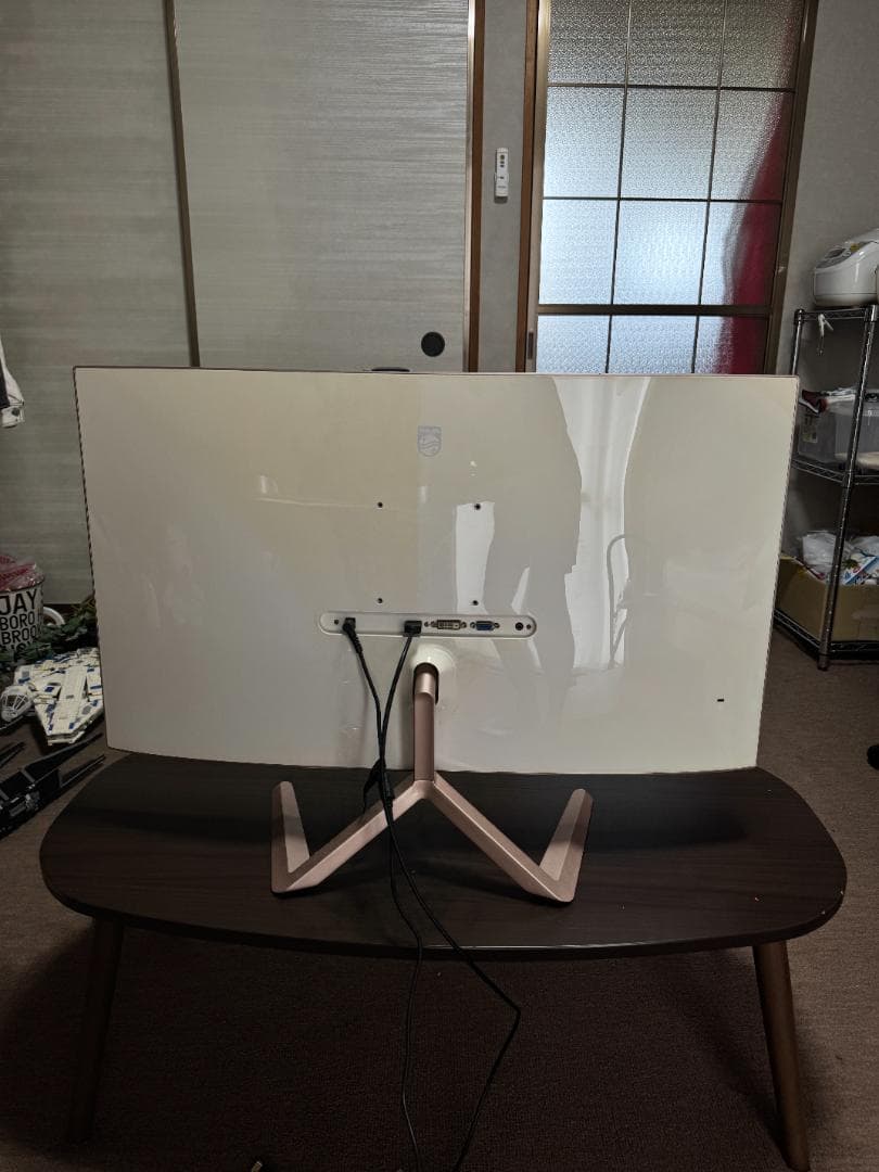 フィリップスフル HD カーブド液晶ディスプレイ32 インチ